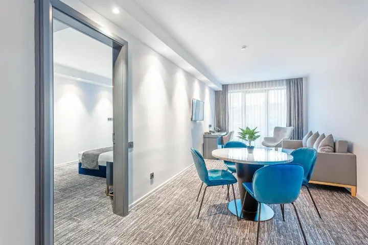 Тбилиси: Ramada By Wyndham Tbilisi