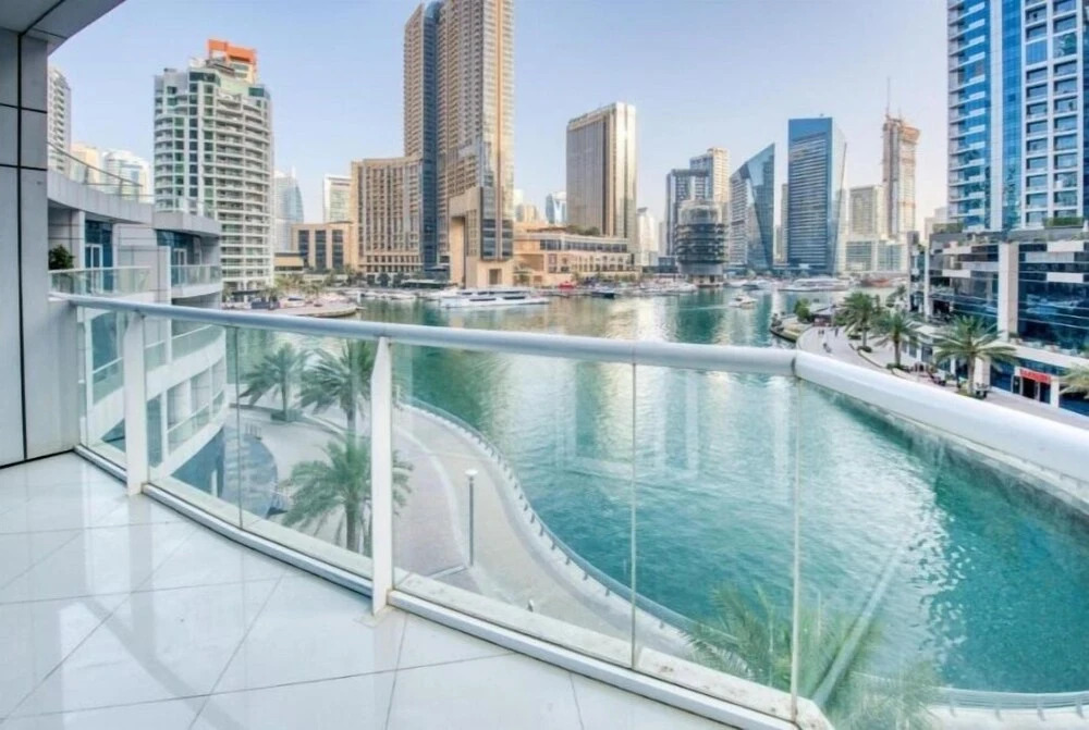 Дубай: Luxurious 4 Bedroom Duplex Villa Apartment Near JBR