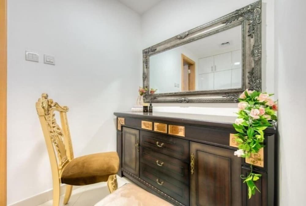 Дубай: Luxurious 4 Bedroom Duplex Villa Apartment Near JBR