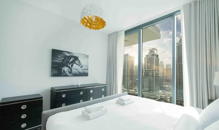 Дубай: LUX Contemporary Suite View 7