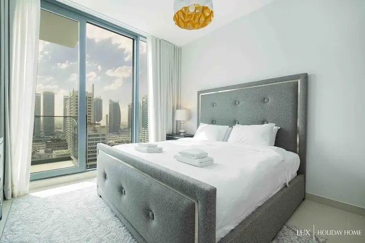 Дубай: LUX Contemporary Suite View 7