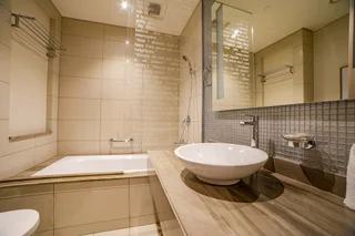Дубай: Luxury 2BR Apartment in Paramount Towers Business Bay