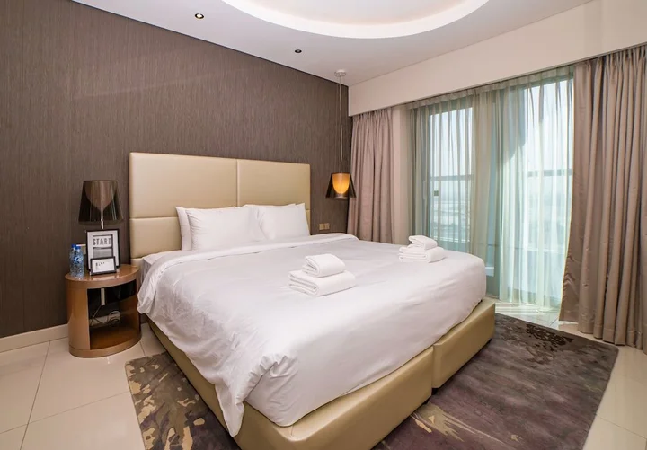 Дубай: Paramount Towers 2BR Luxurious Apartment - 360 vacation