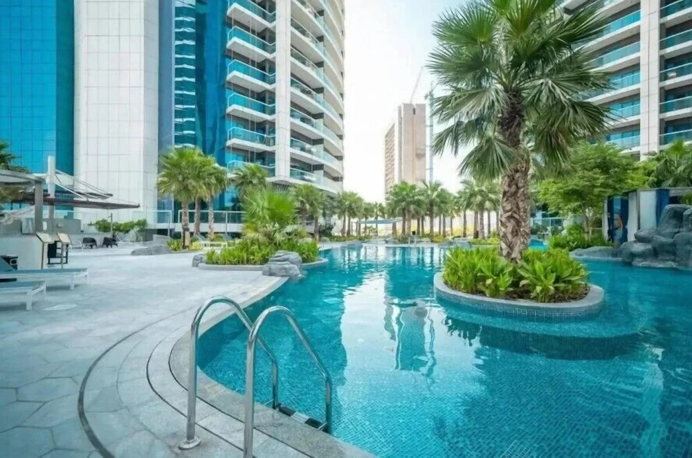 Дубай: Cozy 1 Bedroom Apartment 5015