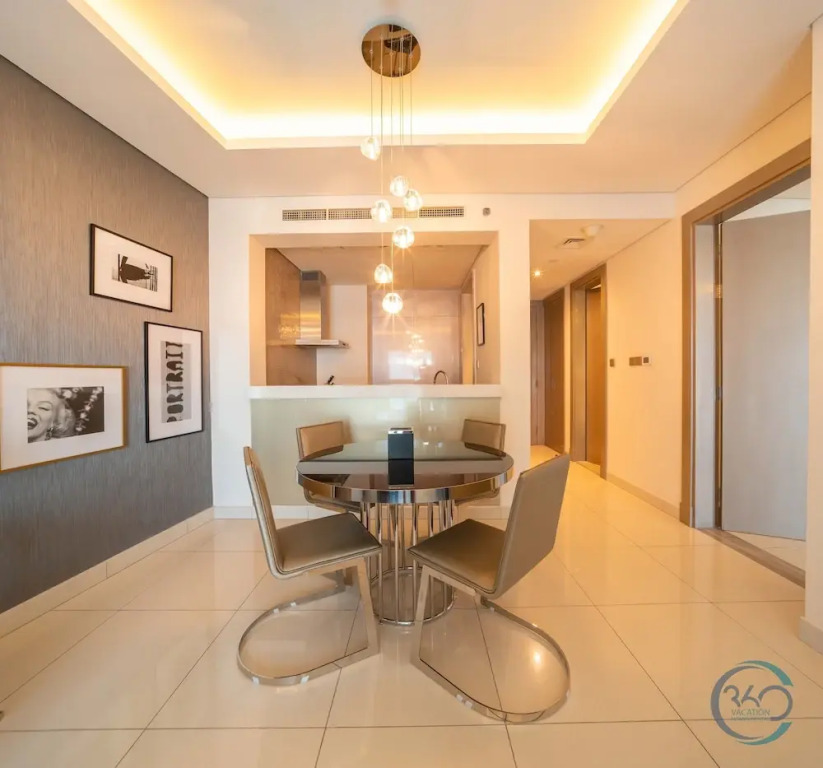 Дубай: Cozy 1 Bedroom Apartment 5015