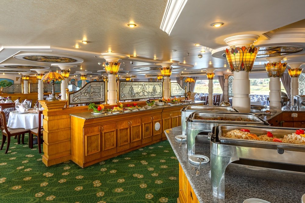 Луксор: MS Chatteau lafayette Nile Cruise