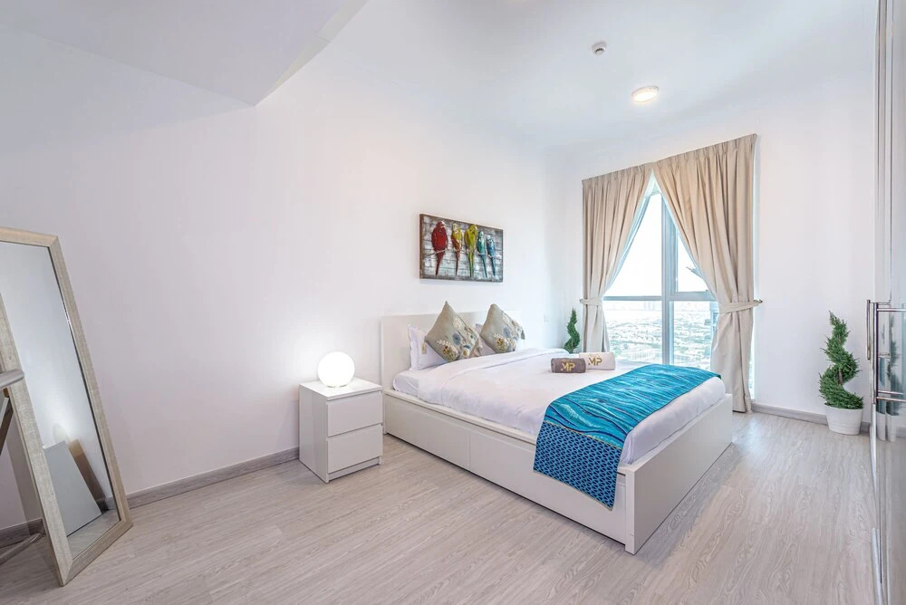 Дубай: Marco Polo - Stylish & Spacious 2 BR with Marina + City Views