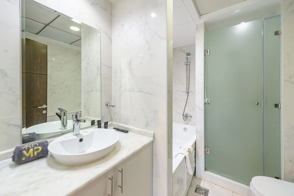 Дубай: Marco Polo - Stylish & Spacious 2 BR with Marina + City Views