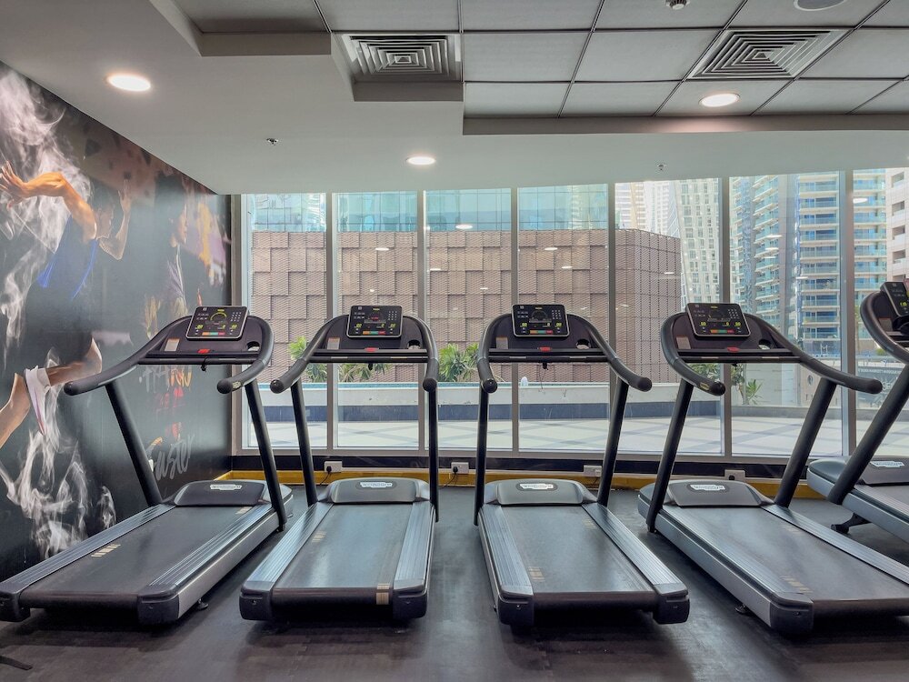 Дубай: Marco Polo - Stylish & Spacious 2 BR with Marina + City Views