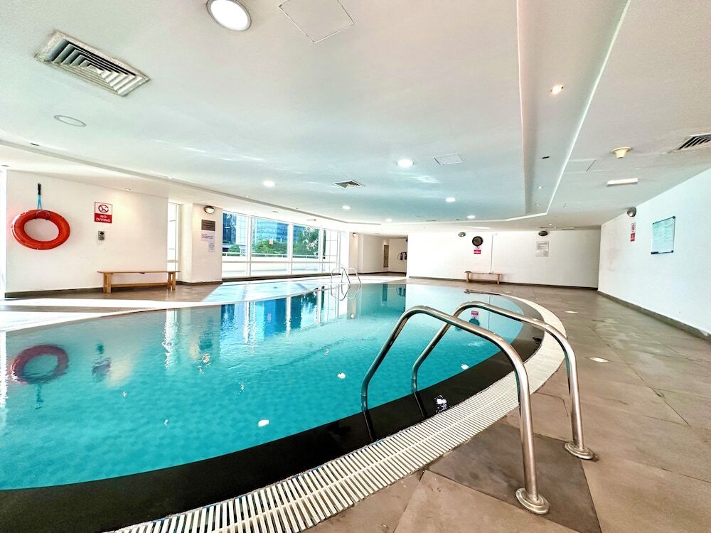 Дубай: Marco Polo - Striking Lake Views at JLT | 1 BR | 2 Balconies