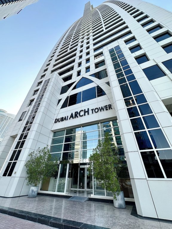 Дубай: Marco Polo - Striking Lake Views at JLT | 1 BR | 2 Balconies