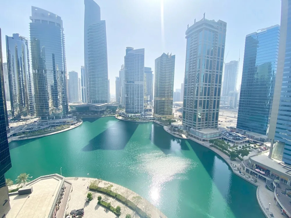 Дубай: Marco Polo - Striking Lake Views at JLT | 1 BR | 2 Balconies