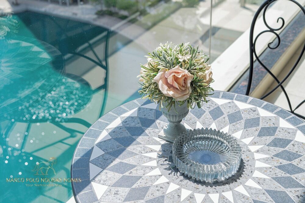 Дубай: Marco Polo - Striking Lake Views at JLT | 1 BR | 2 Balconies