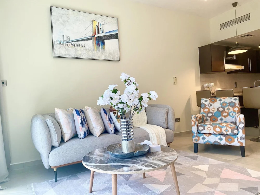Дубай: Marco Polo - Striking Lake Views at JLT | 1 BR | 2 Balconies