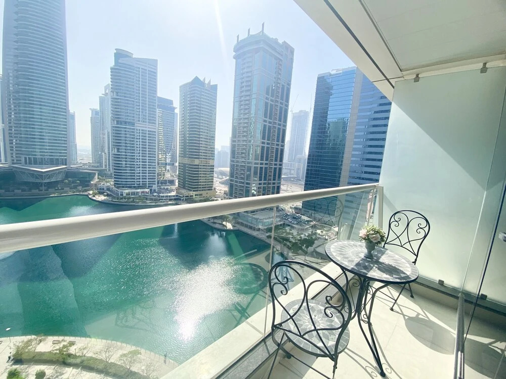 Дубай: Marco Polo - Striking Lake Views at JLT | 1 BR | 2 Balconies