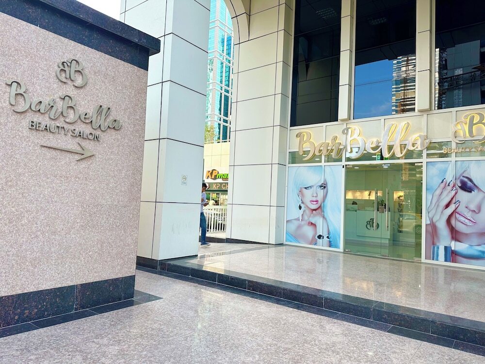 Дубай: Marco Polo - Striking Lake Views at JLT | 1 BR | 2 Balconies
