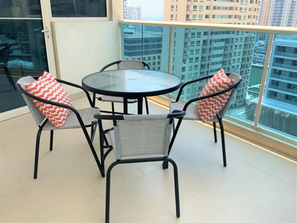 Дубай: DHLA - Modern 2BR balcony in Marina