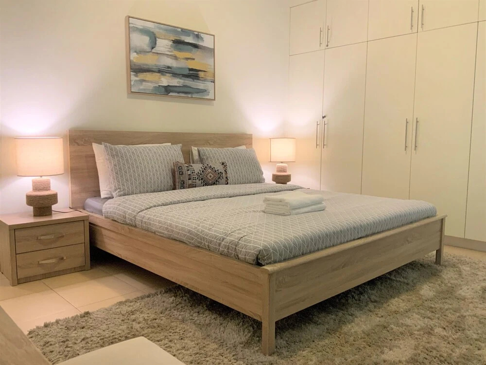 Дубай: DHLA - Modern 2BR balcony in Marina