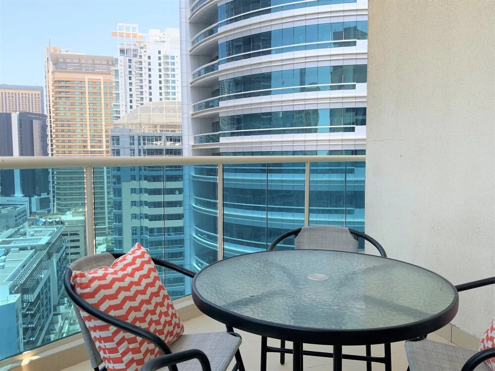 Дубай: DHLA - Modern 2BR balcony in Marina