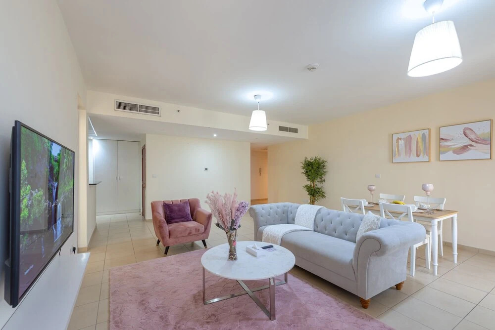 Дубай: Marco Polo - Brilliant & Homey Apt with Fantastic Sea Views