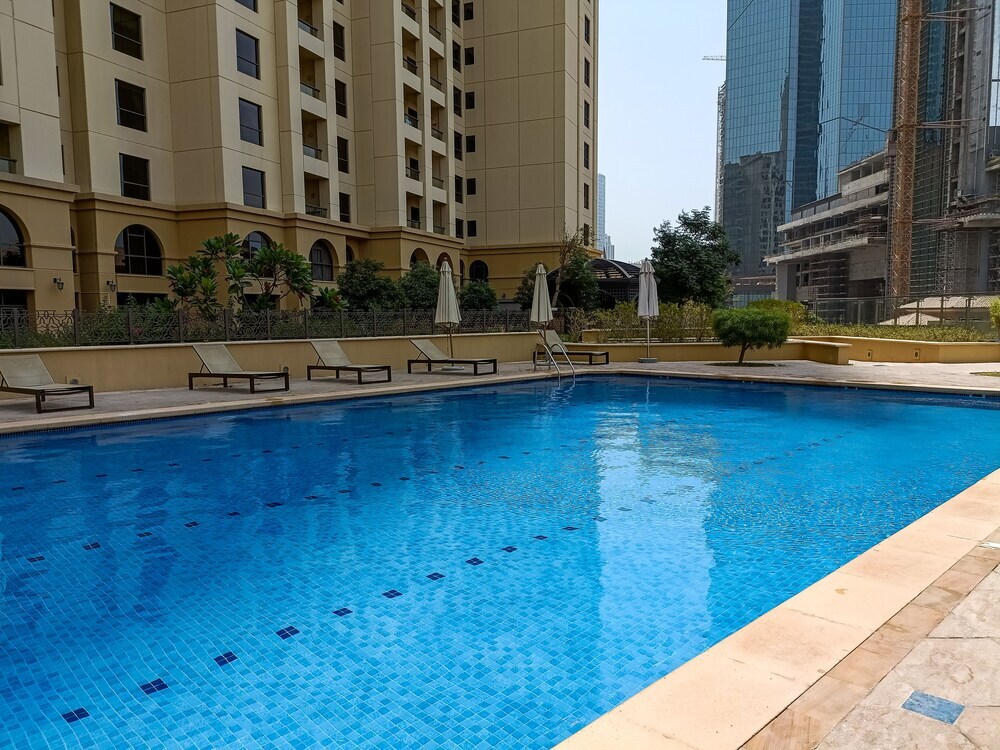 Дубай: Marco Polo - Brilliant & Homey Apt with Fantastic Sea Views