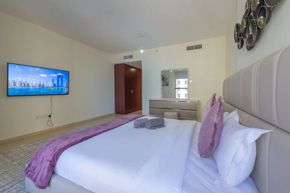 Дубай: Marco Polo - Brilliant & Homey Apt with Fantastic Sea Views