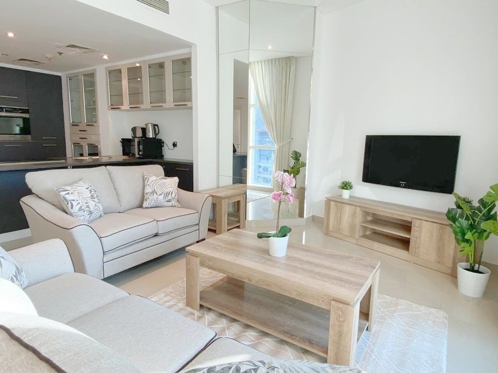 Дубай: EVA - 2BR Apt in the heart of Dubai