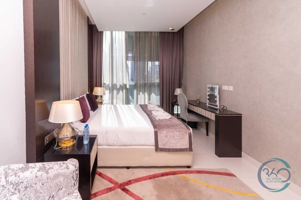 Дубай: Exquisite 1 BR Apartment Upper Crest