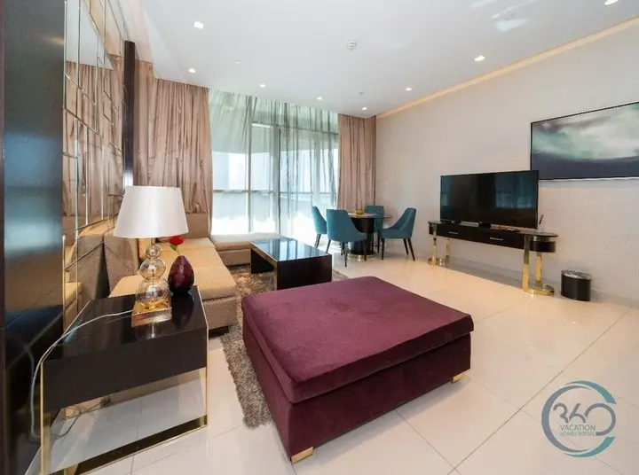 Дубай: Exquisite 1 BR Apartment Upper Crest
