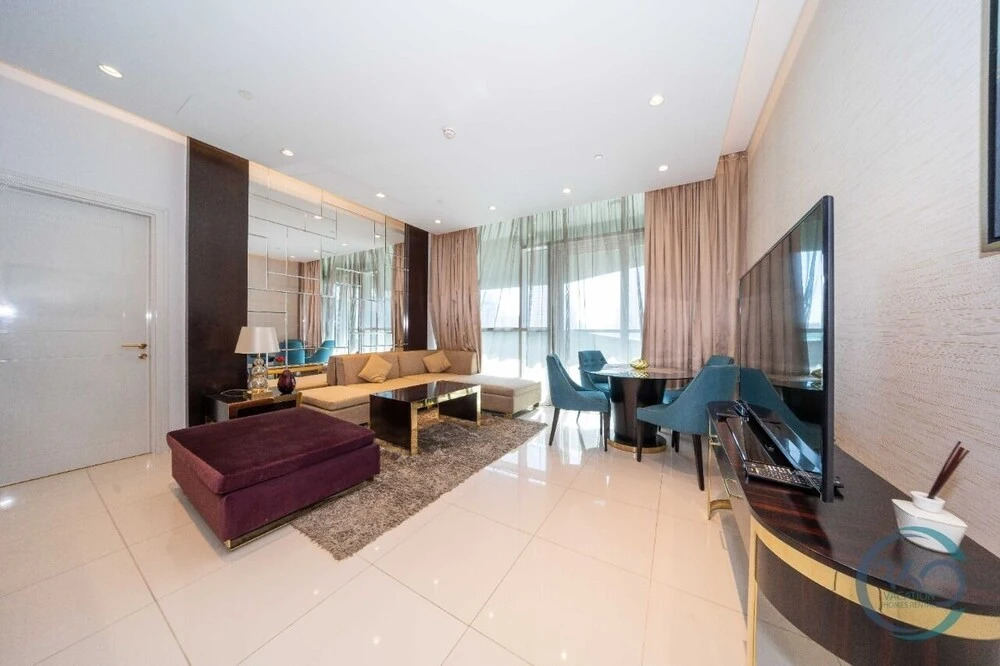 Дубай: Exquisite 1 BR Apartment Upper Crest