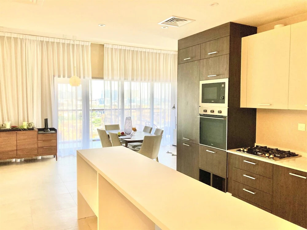 Дубай: Amazing Living Park View JVC -1bed With Balcony