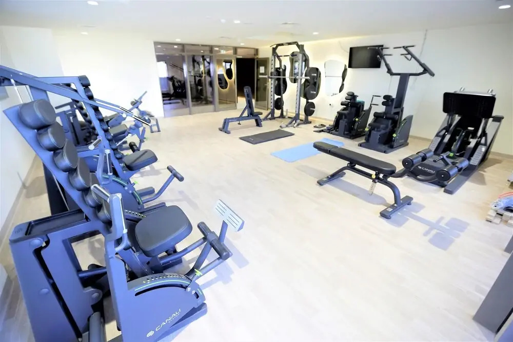 Дубай: Amazing Living Park View JVC -1bed With Balcony
