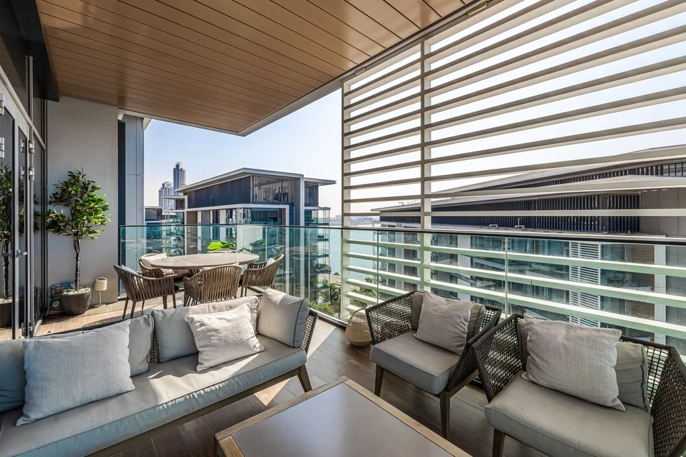 Дубай: Massive 3 Beds Sea View Bluewaters B10