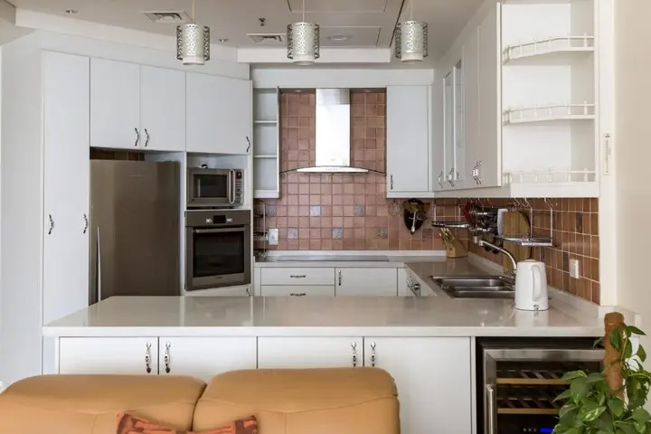Дубай: HiGuests Vacation Homes - Atlantic Tower