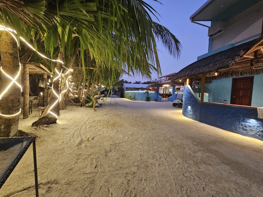 Атолл Баа: Island Luxury Dive Hotel, Fulhadhoo