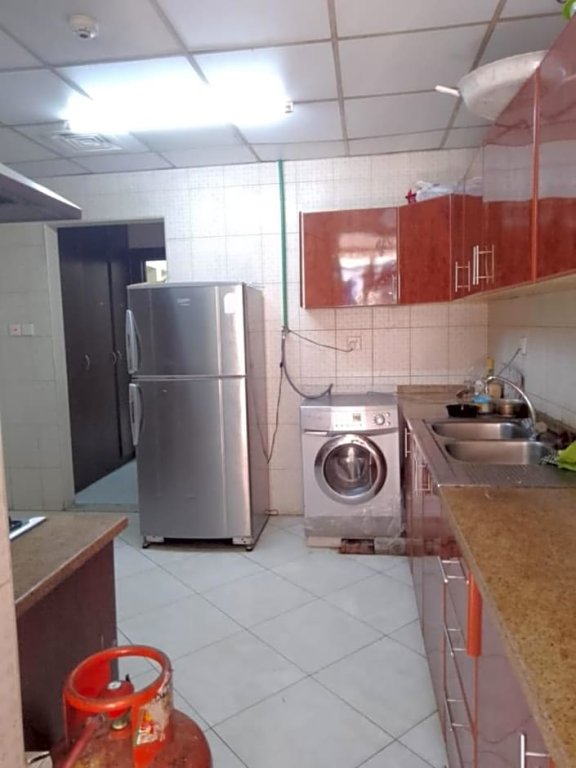 Дубай: Abree building New Hostel