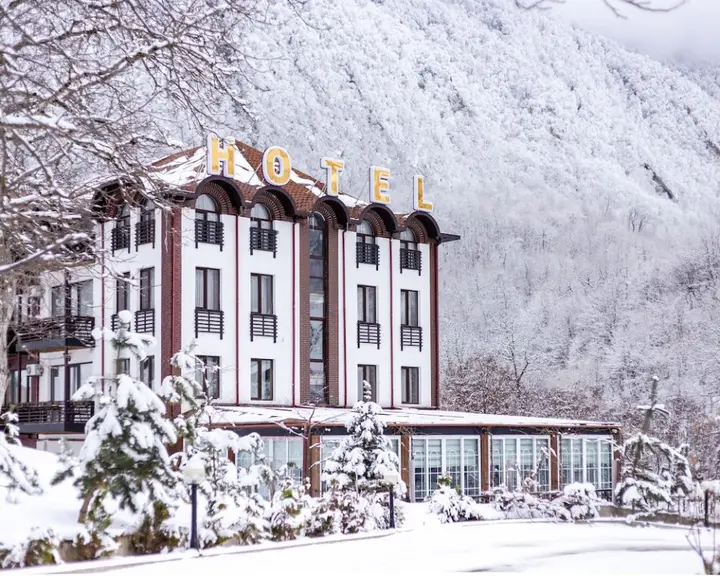Гымылгазма: Quba Vadi Chalet Hotel