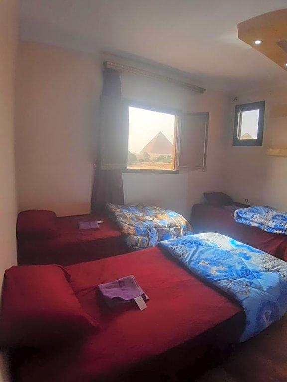 Гиза: The view pyramids hostel