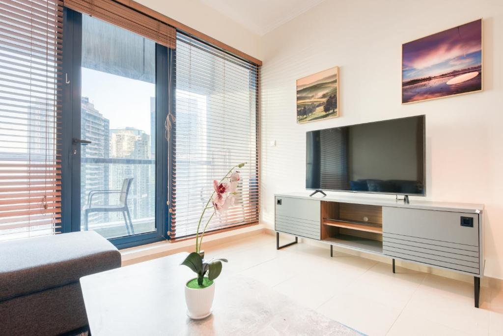 Дубай: Rh- Cozy 1 Br Duplex in X1 Tower