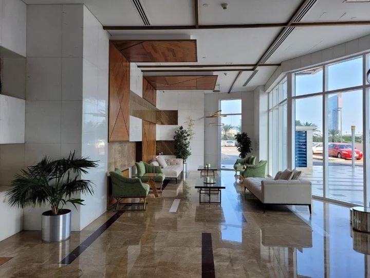 Дубай: Rh- Cozy 1 Br Duplex in X1 Tower