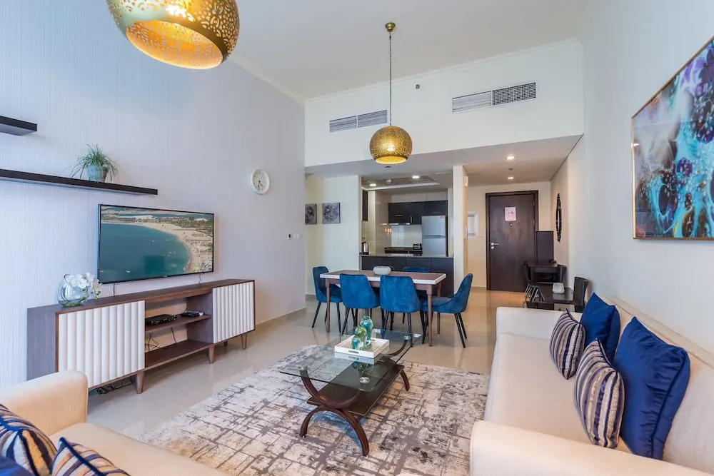 Дубай: Bay Central-West Tower by Deluxe Holiday Homes