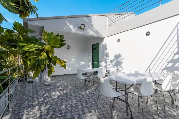 Атолл Алиф-Алиф: Гостевой дом SIS Tourist Villa