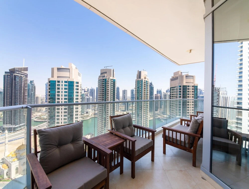 Дубай: Maison Privee - Spacious Apt w/ Beach, Pool and Marina Access