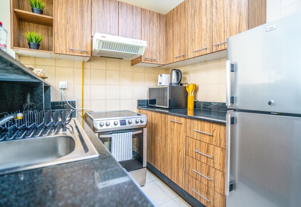 Дубай: Tanin - Spacious Studio Close to Burj Khalifa & Dubai Mall