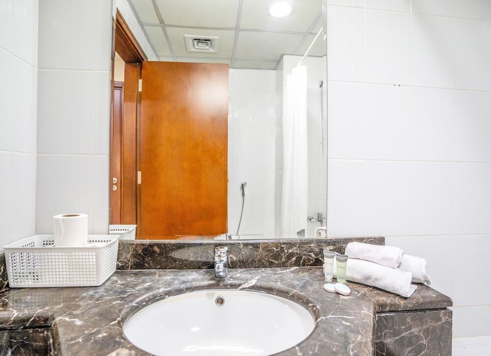 Дубай: Tanin - Spacious Studio Close to Burj Khalifa & Dubai Mall