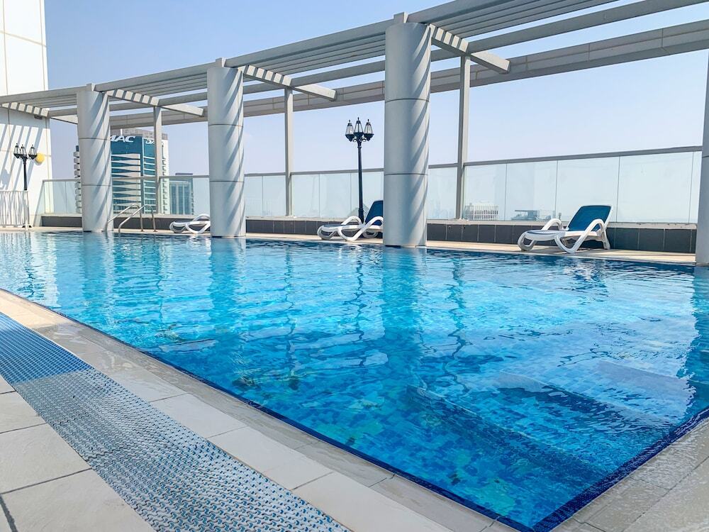 Дубай: Tanin - Spacious Studio Close to Burj Khalifa & Dubai Mall