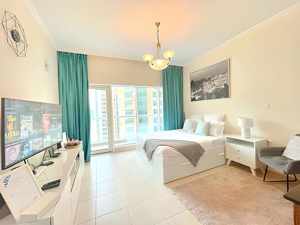 Дубай: Tanin - Spacious Studio Close to Burj Khalifa & Dubai Mall