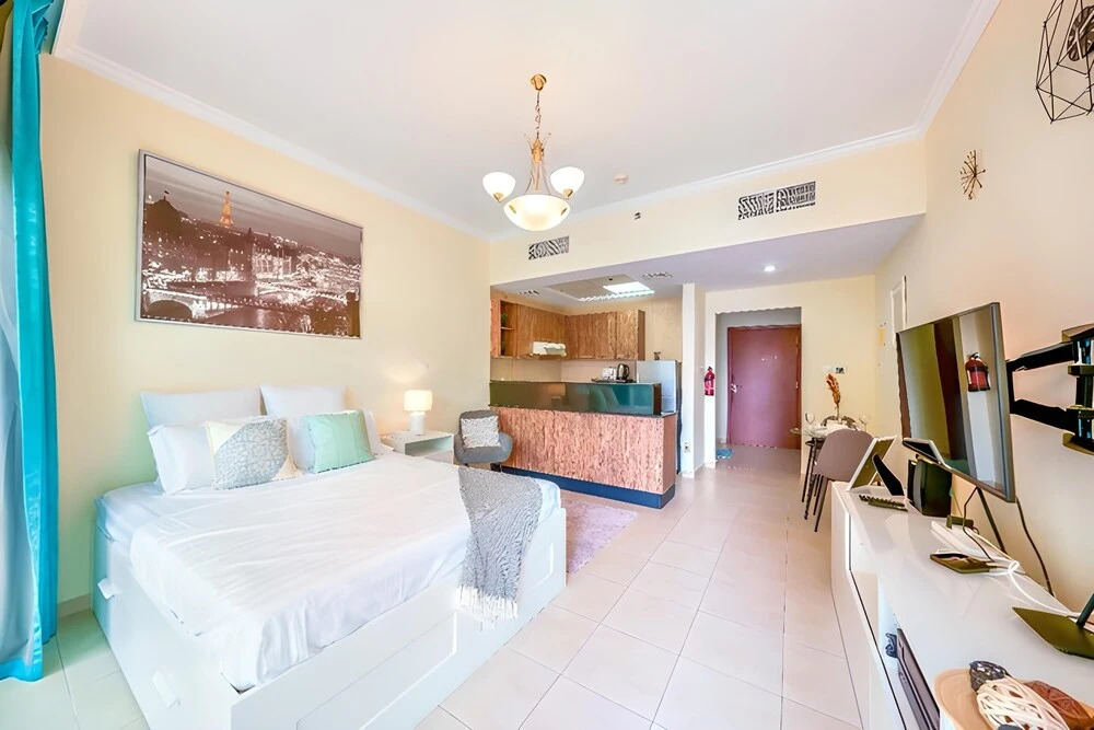 Дубай: Tanin - Spacious Studio Close to Burj Khalifa & Dubai Mall