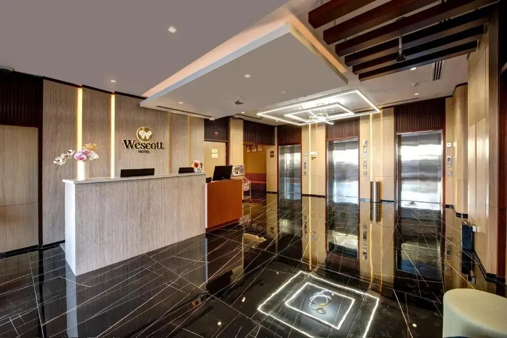 Дубай: Westcott Hotel