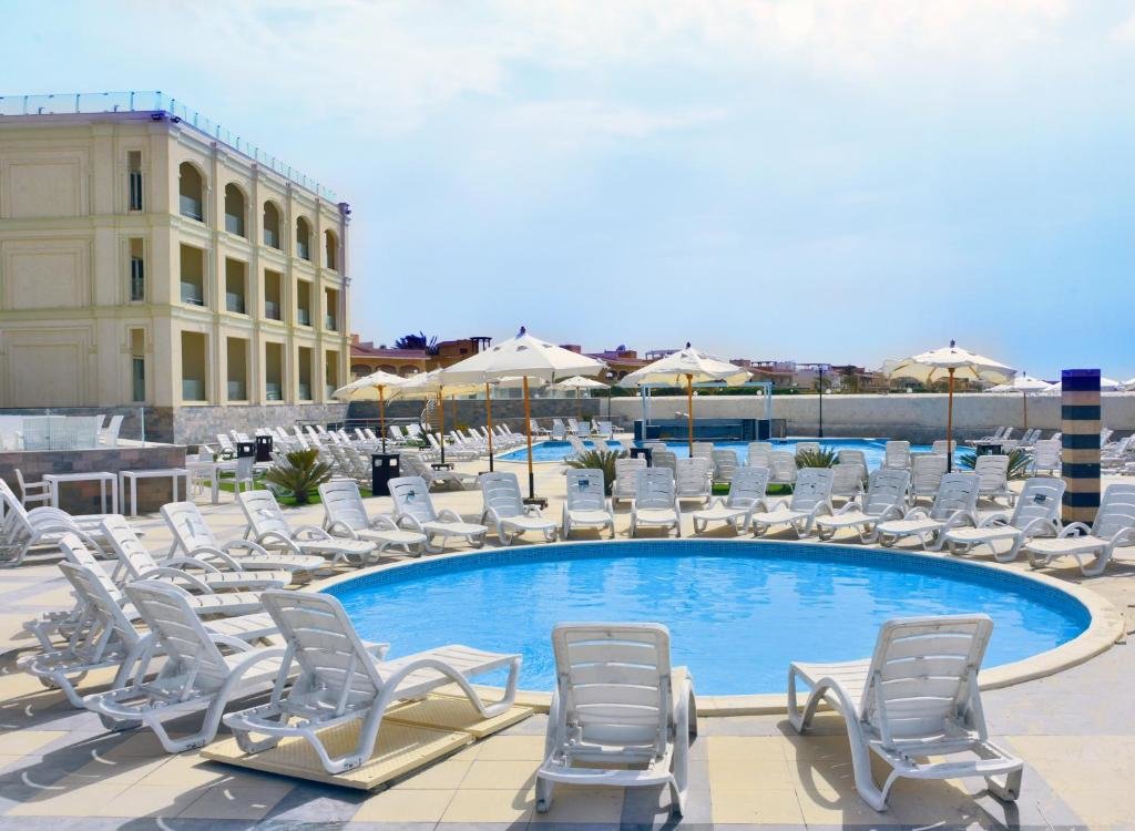 Эль-Аламейн: Hotelux La Playa Alamein